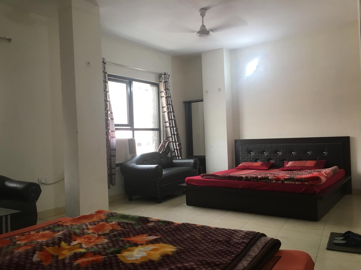 Oyo 12976 Hotel New Fiza Jammu Exterior photo
